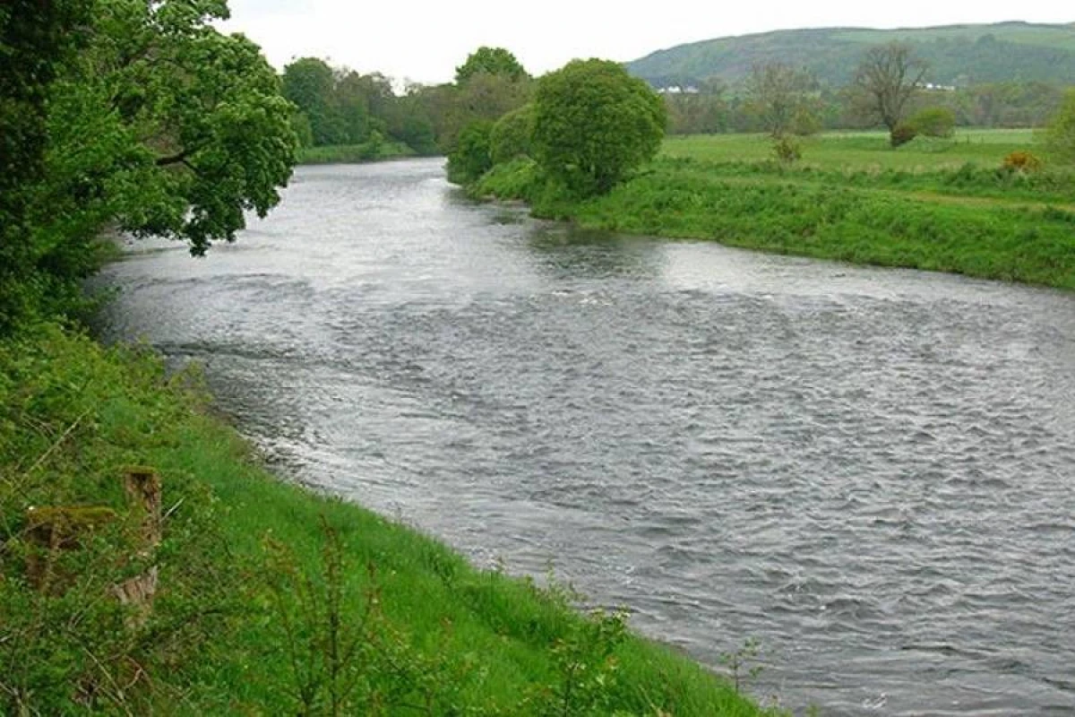 Kür çayı "coşdu": [[Kəndləri nə gözləyir?]]