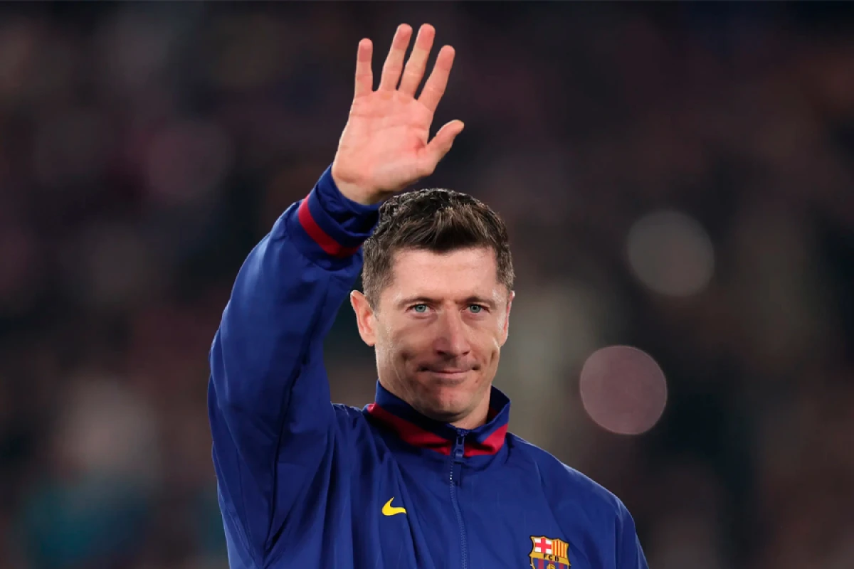 Nəhəng klublar istəyir, [[amma o “Barselona”nı seçir]]