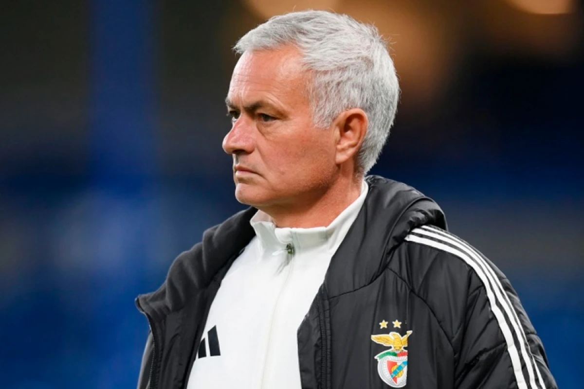 [[Tarixi dönüş ola bilər:]] Mourinyo yenidən Madriddə