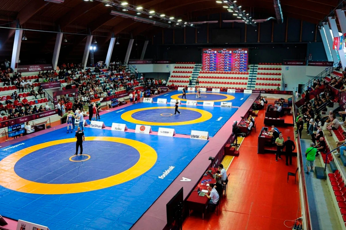 [[Avropa çempionatında medal şansı:]] güləşçilərimiz səhnədə