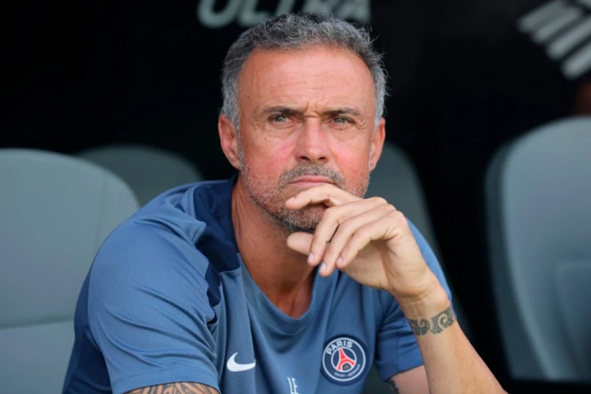 “Heç nə başa düşmürsünüz!” [[– Enrike tənqidlərə partladı]]