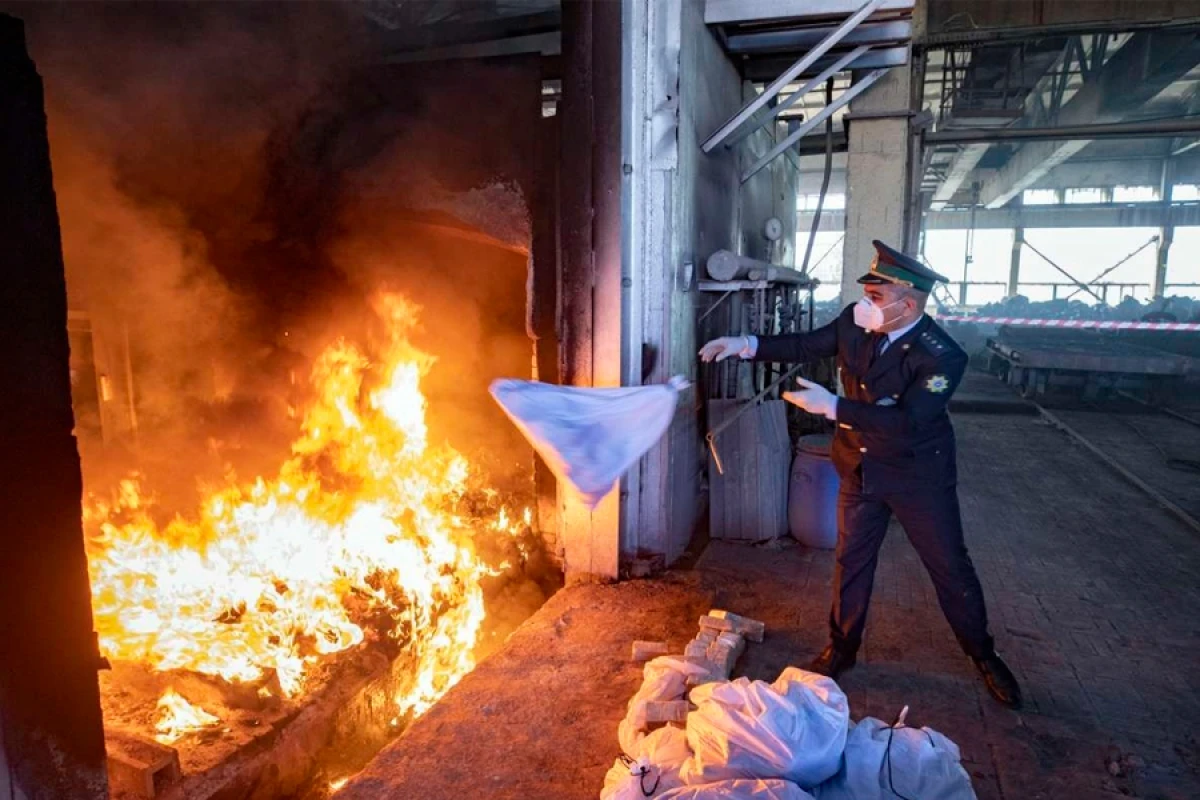 Xocalıda [[müsadirə olunmuş]] narkotik məhv edildi