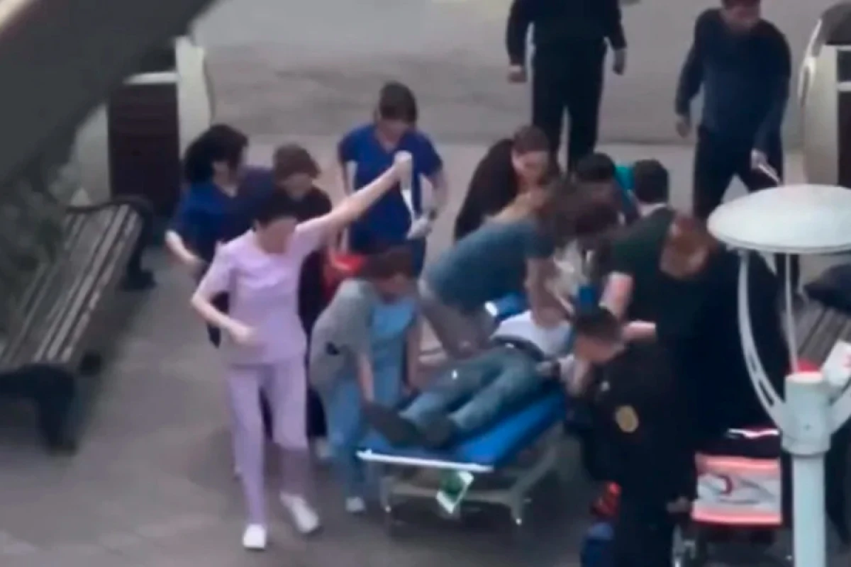 Cəmiyyət [[niyə vəzifə başında qəhrəmanlıq edənləri]] linçləyir?