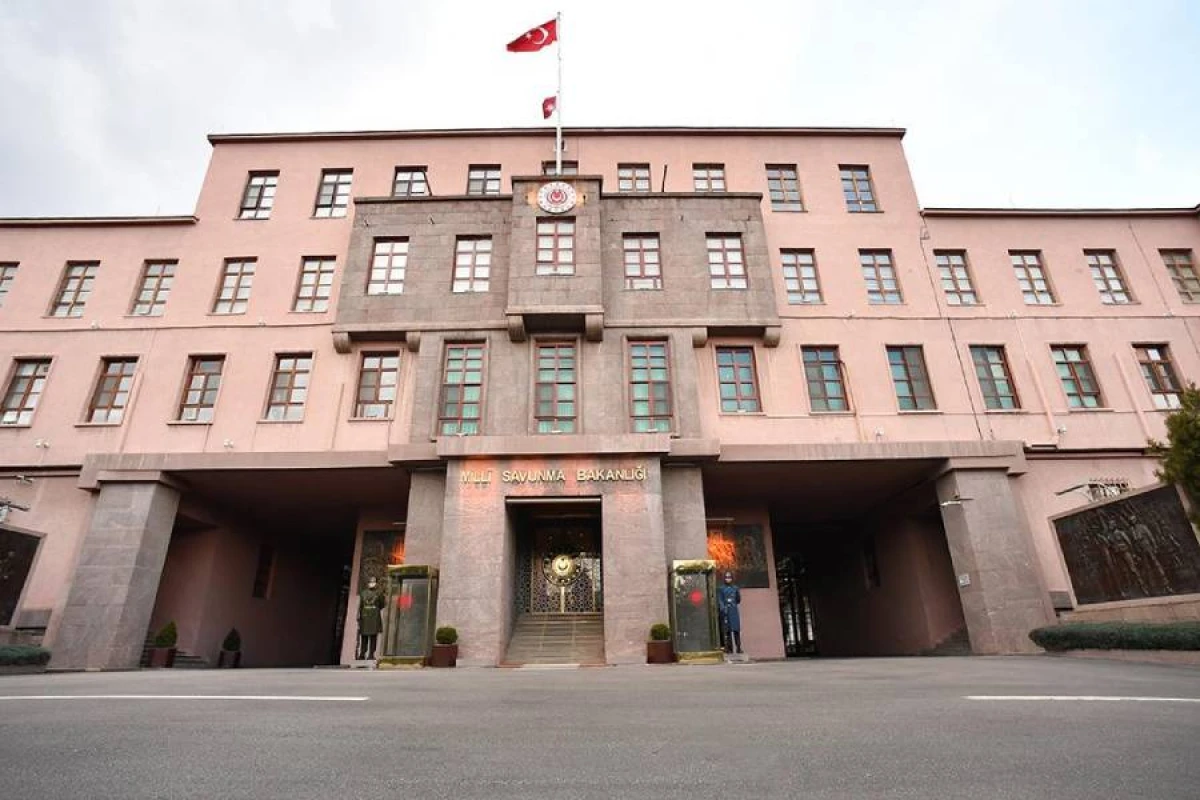 Türkiyədə hərbi helikopter [[qəzaya uğradı]]