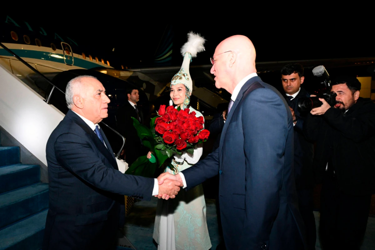 [[Əli Əsədov]] Qazaxıstanda səfərdədir