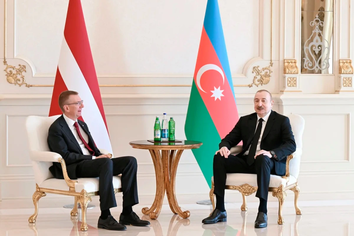 [[İlham Əliyevin]] Latviya Prezidenti ilə təkbətək görüşü oldu