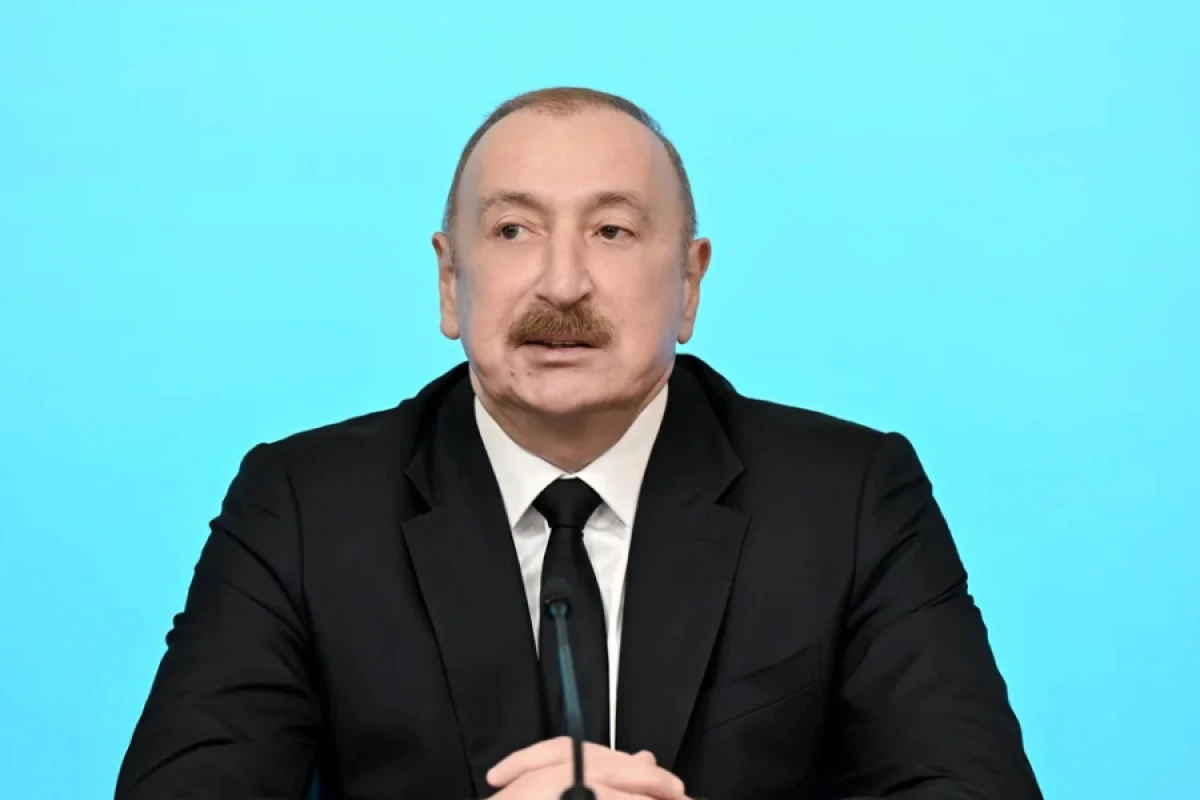 [[İlham Əliyev:]] "Xarici borcun azaldılması planının yerinə yetirildiyini düşünürəm"