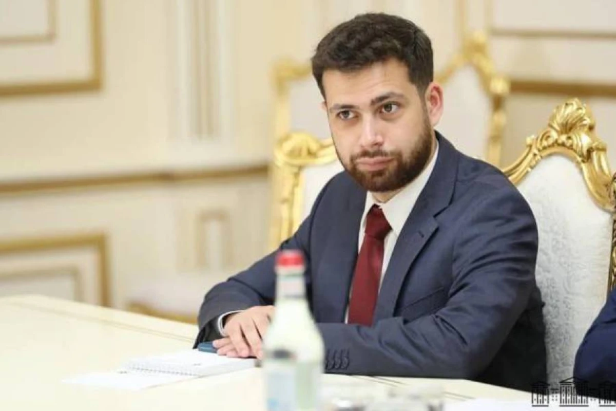 [[Kostanyan:]] “Ermənistanın anti-Rusiya qalasına çevrilmək planı yoxdur”