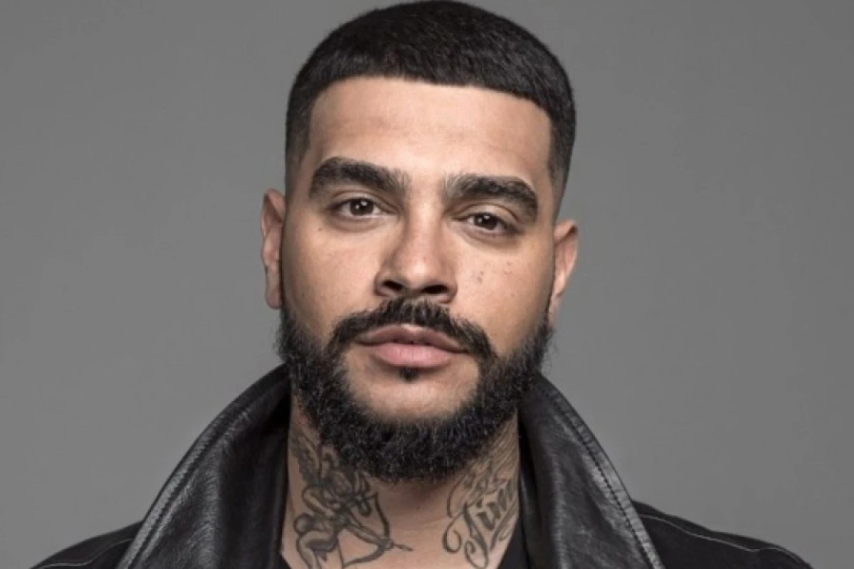 [[Aİ rusiyalı məşhur]] müğənniyə sanksiya tətbiq etdi