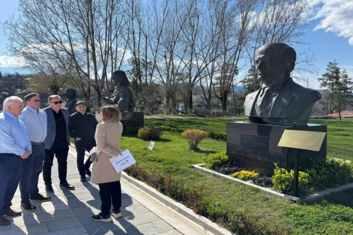 [[İrlandiya parlament nümayəndə]] heyəti Şuşa və Xankəndi şəhərlərində oldu