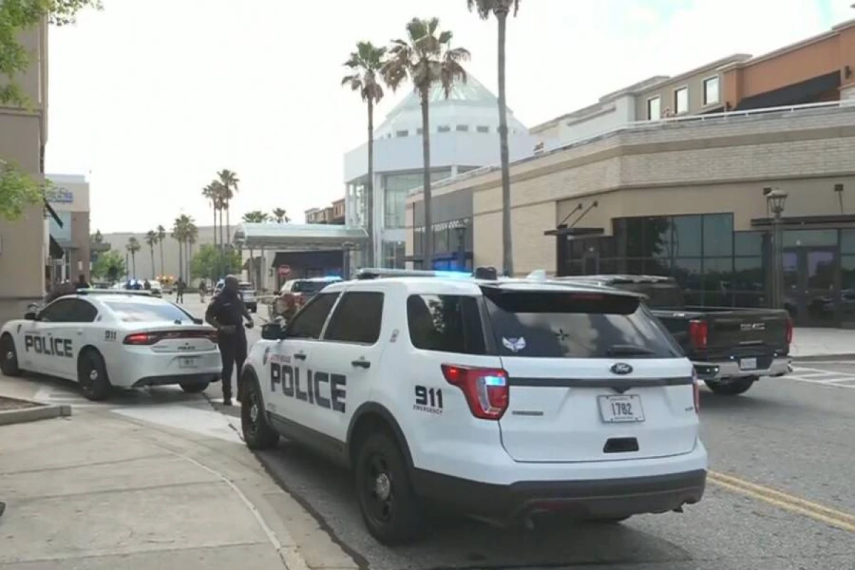 ABŞ-də atışma baş verdi: [[Yaralılar var]]