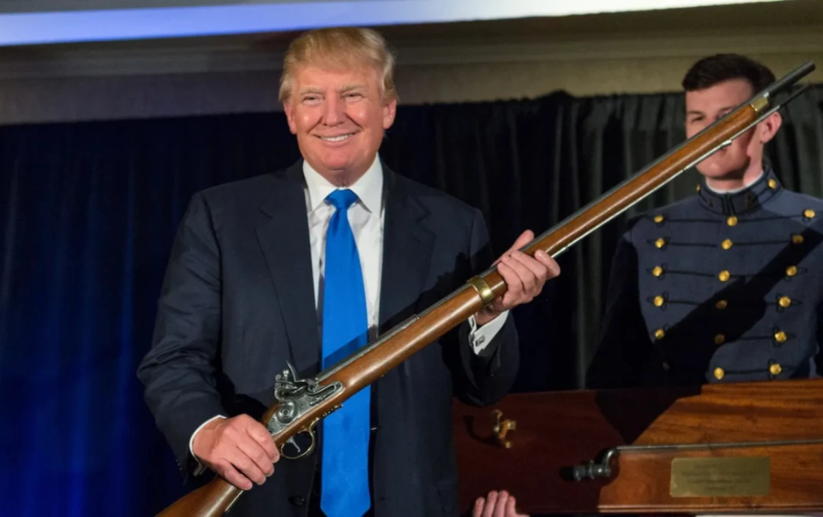 [[Amerika  bütün silahları İrana atdı,]] anbarlar 10 ilə dolar