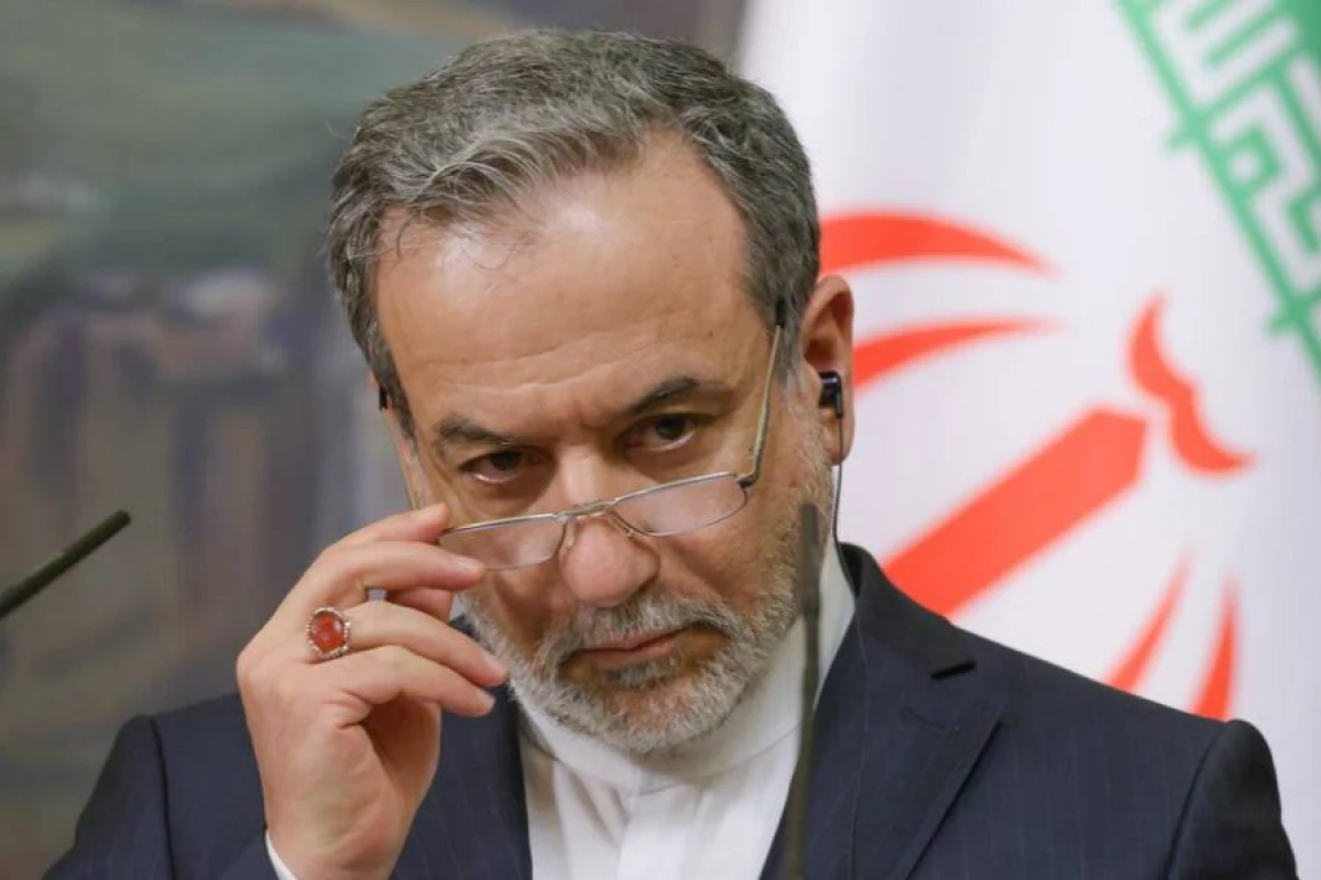 Əraqçi Pakistana səfəri zamanı ABŞ nümayəndələri ilə [[danışıqlar aparmayacaq]]