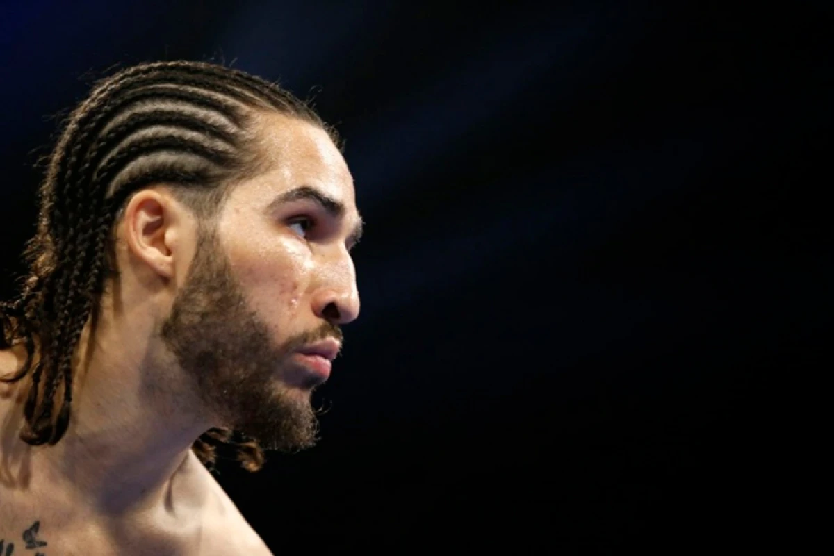 Məhəmməd Əlinin nəvəsi [[boks islahatına]] etiraz etdi