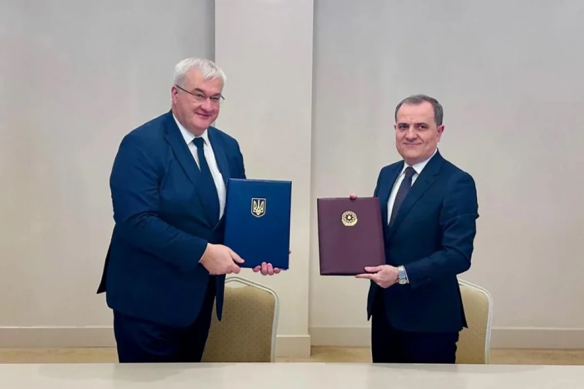 [[Ceyhun Bayramov]] Qəbələdə ukraynalı həmkarı ilə görüşdü