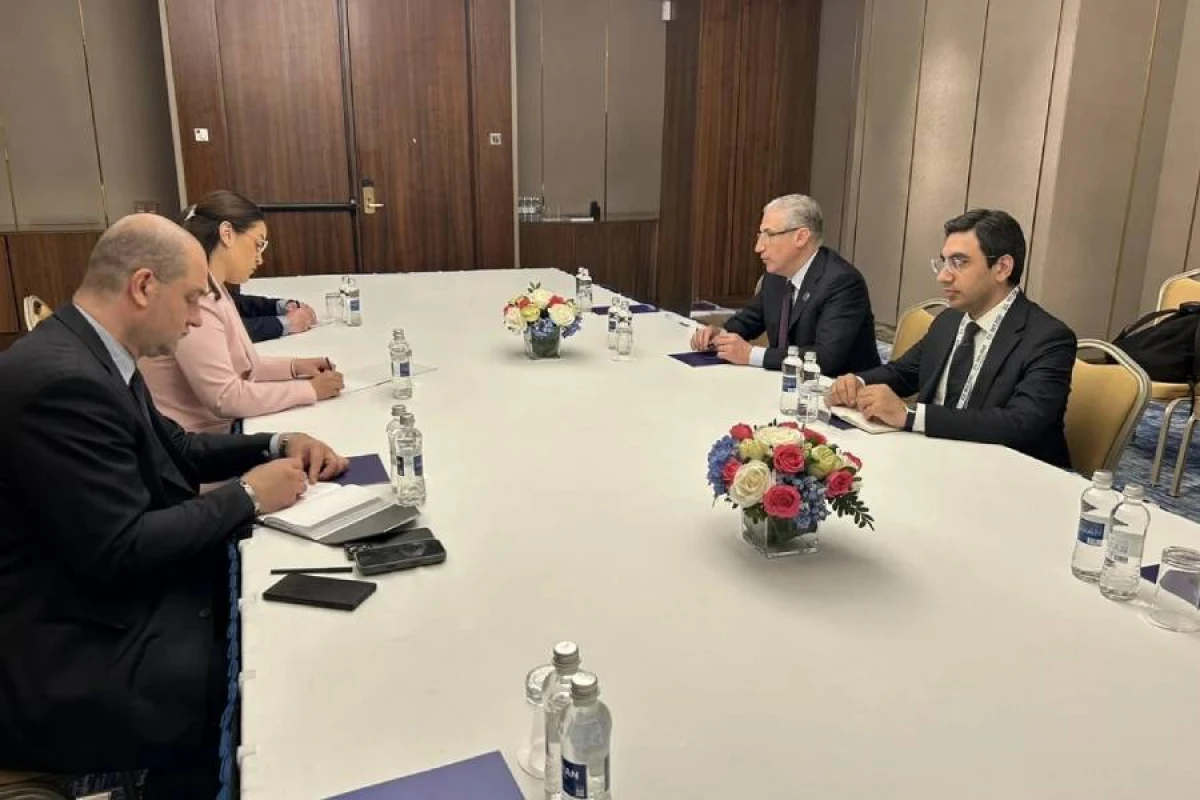 [[Azərbaycanla Serbiya]] arasında ikitərəfli əməkdaşlıq müzakirə edildi