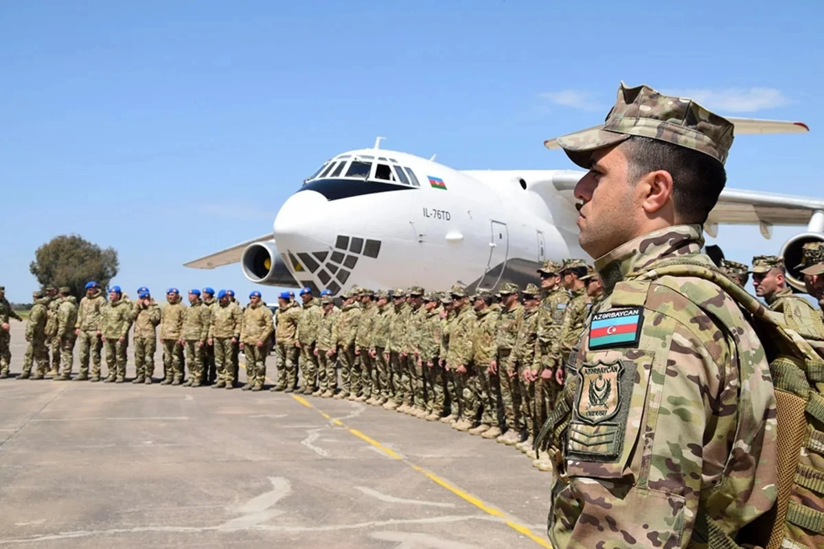 İzmirdə türk ordusu inşa edilir [[-GÖRÜNTÜLƏR QÜRUR VERİR!]]
