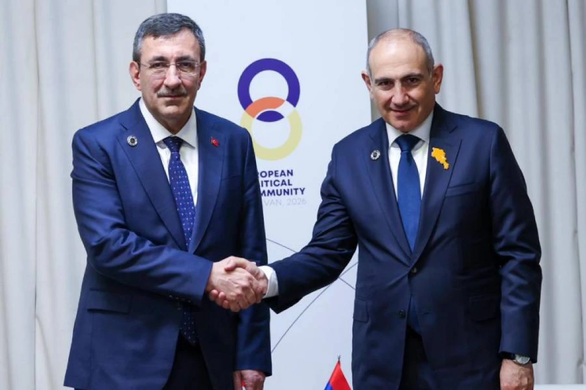 Ankara ilə İrəvan arasında buzlar əriyir? [[- Sərdar Kılıç açıqladı]]