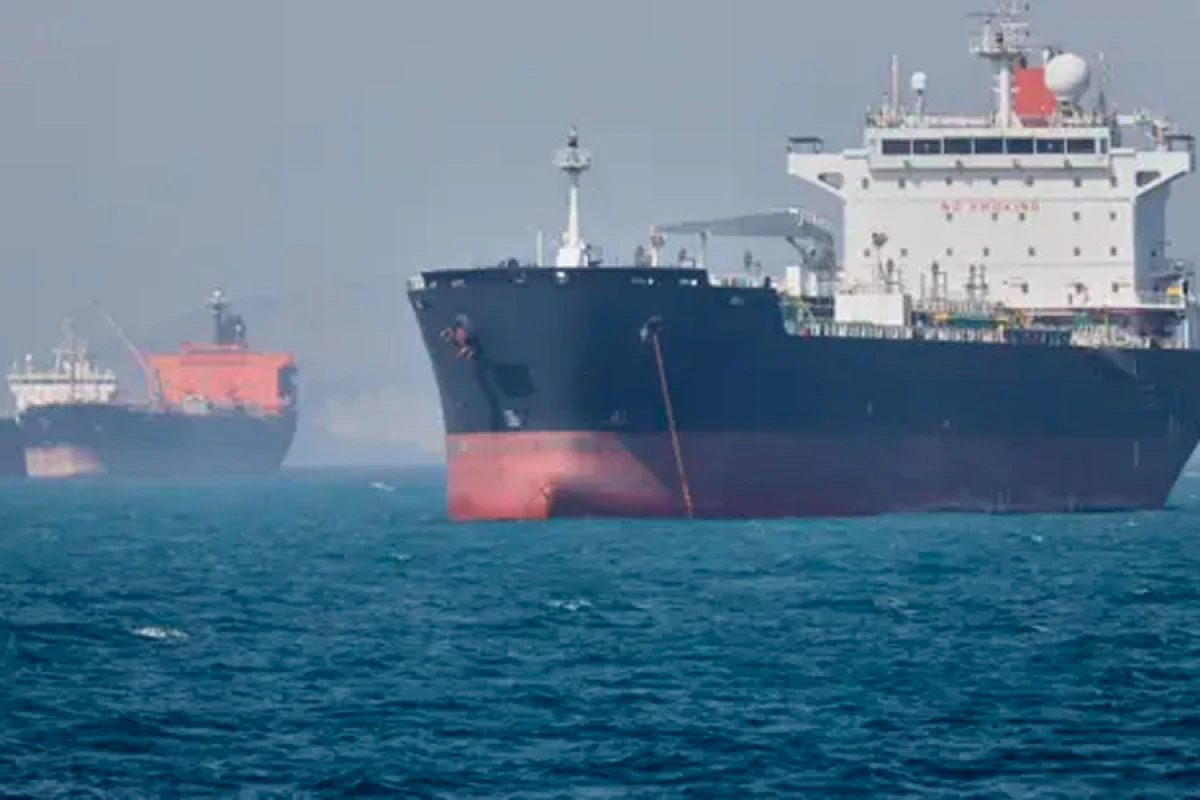 Hörmüzdə [[YENİ İNSİDENT: Tanker saxlanıldı]]