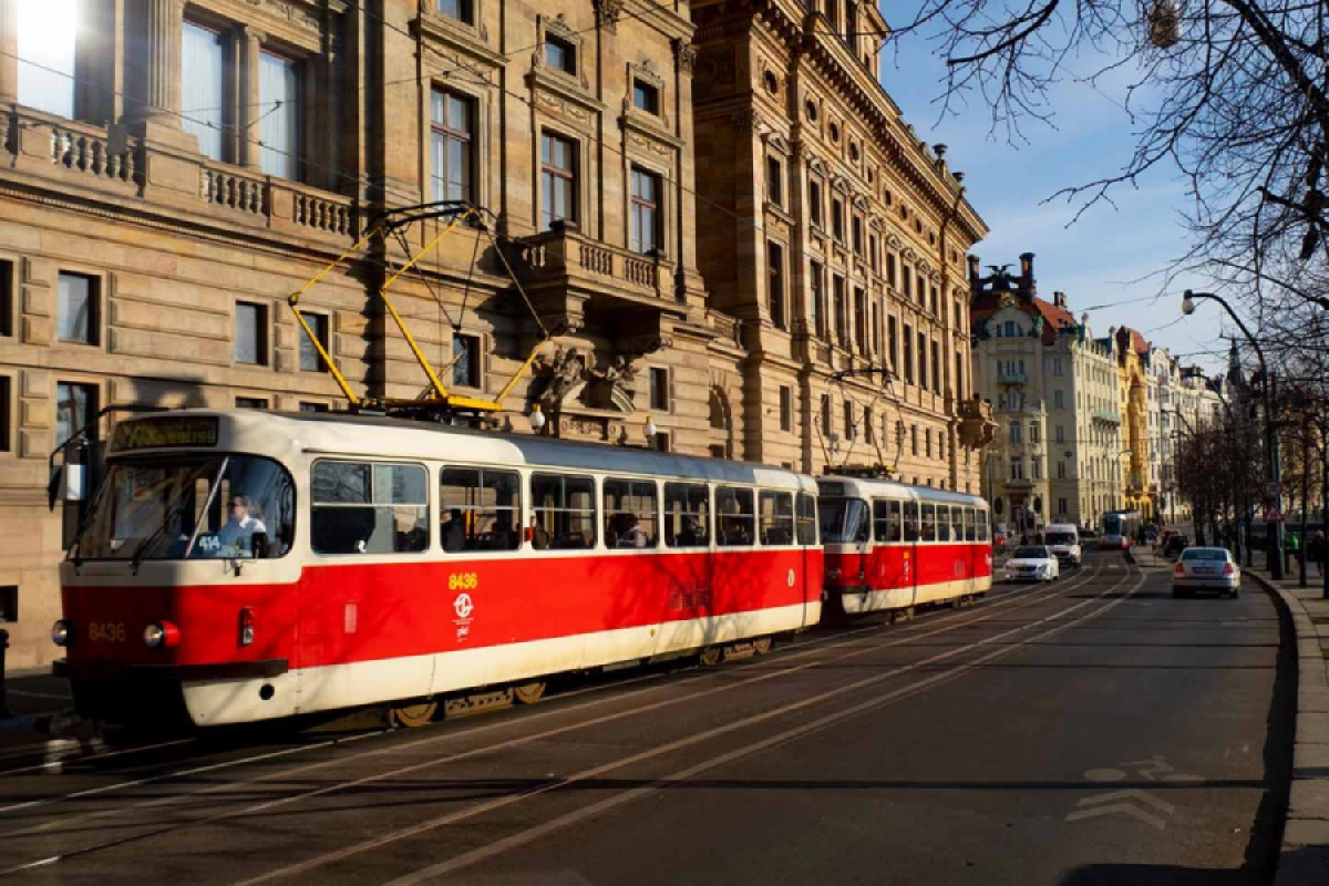 [[İlk tramvay xətti]] Bakıda bu istiqamətdə olacaq