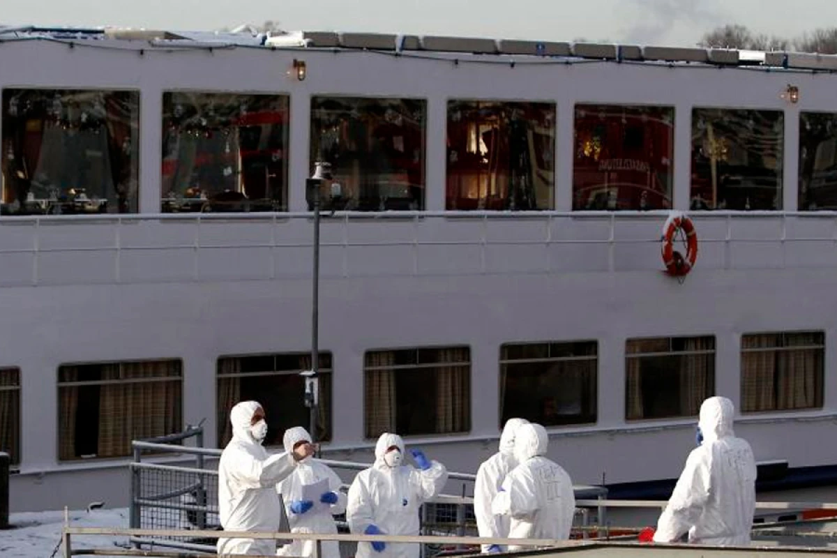 [[Kruizdə epidemiya:]] yüzlərlə sərnişin təcrid olundu