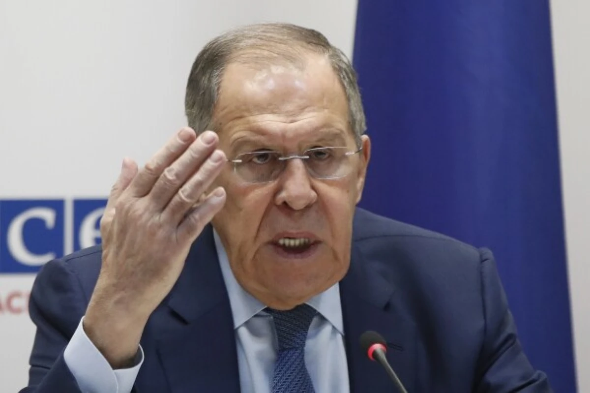 [[Lavrov qəzəbdən "bığını" çeynədi:]]  Çıxışı dayandırıldı - VİDEO