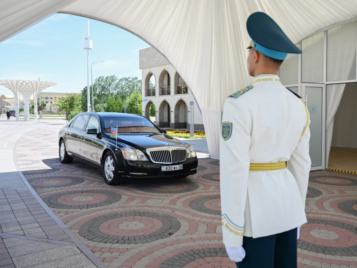 Prezident Türküstanda “Həzrət Sultan” Muzey-Qoruğu ilə tanış oldu — 9