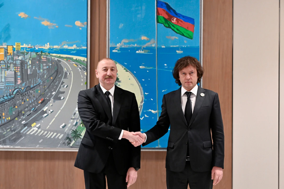 İlham Əliyevin Gürcüstanın Baş naziri ilə görüşü oldu