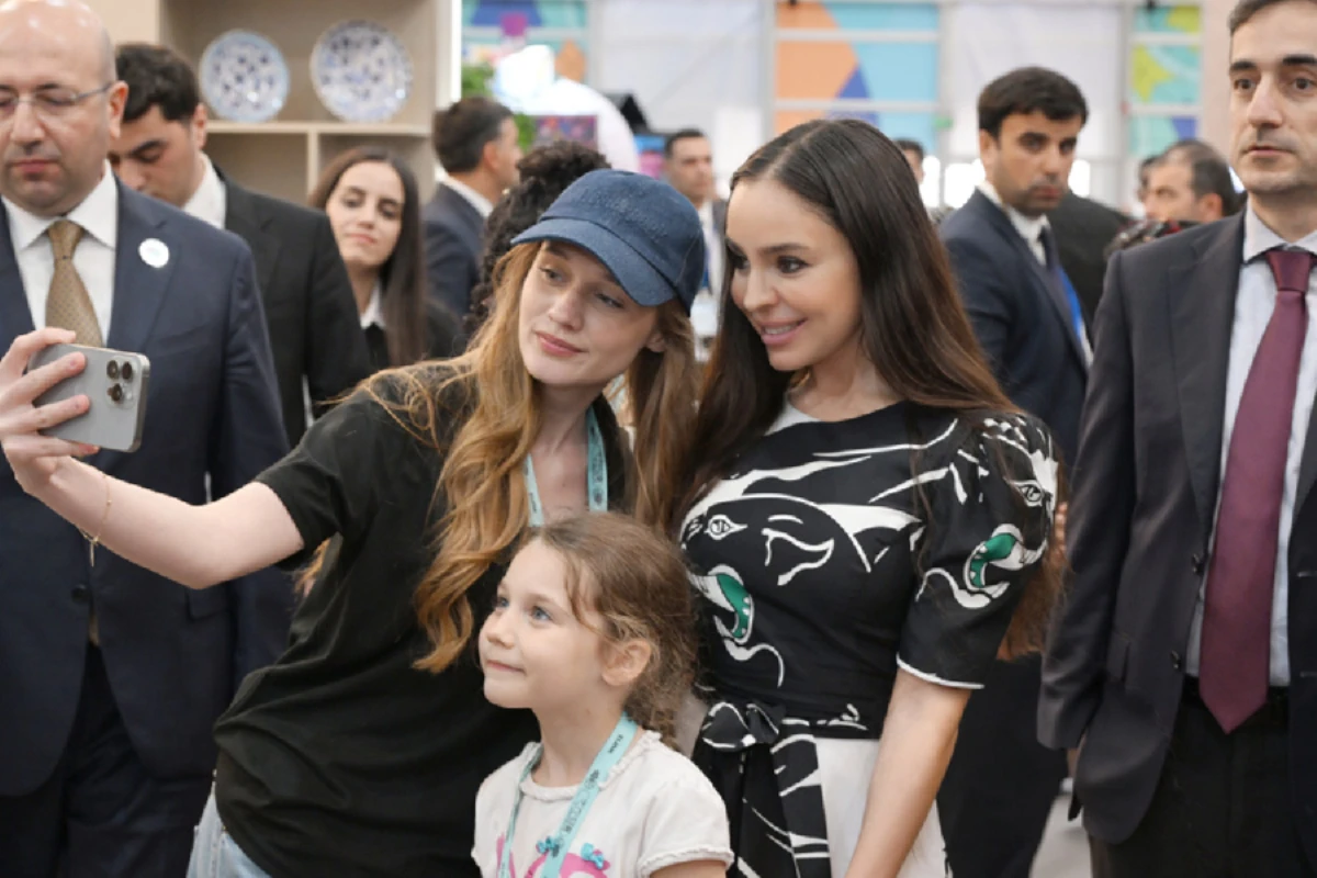 Leyla və Arzu Əliyevalar “Urban Expo” sərgisində - FOTOLAR