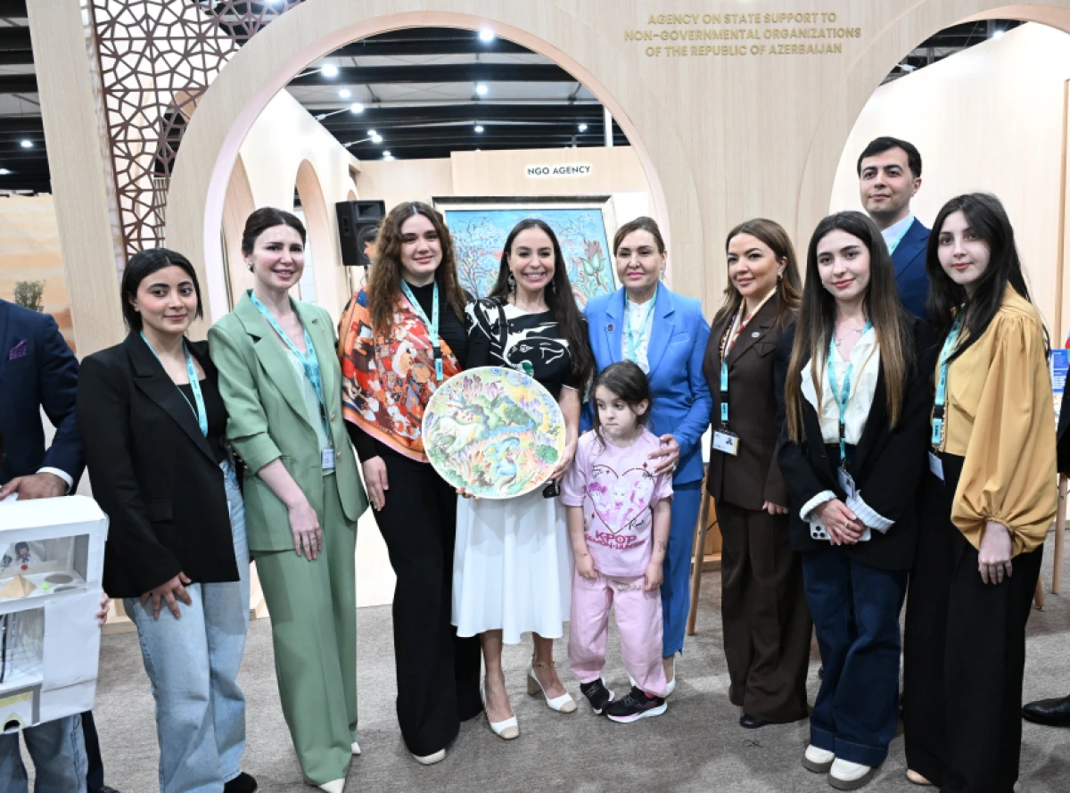 Leyla və Arzu Əliyevalar “Urban Expo” sərgisində - FOTOLAR — 3