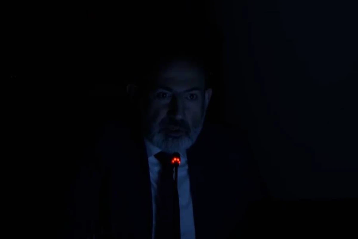 Paşinyanın işığı söndü [[- VİDEO]]