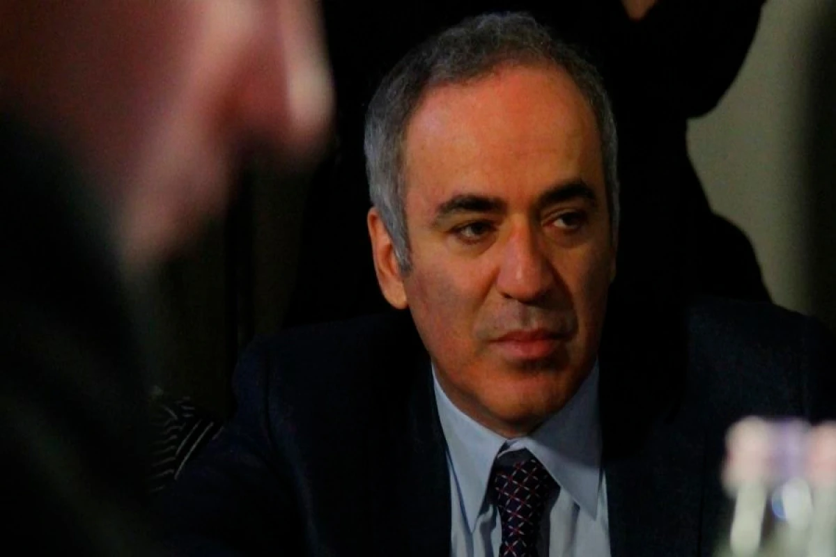 [[Harri Kasparov]] beynəlxalq axtarışa verildi
