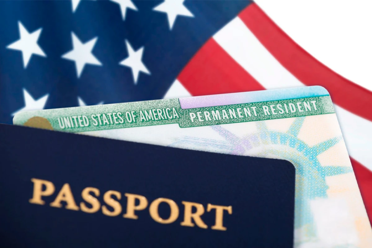 Yarıməsrlik qayda ləğv olundu: [[Ağ Ev Green Card müraciətlərini dayandırır?]]