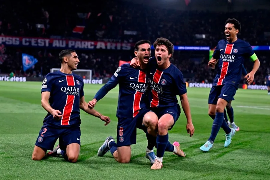 Paris nəhəngi yay üçün ulduz ovuna başlayıb!