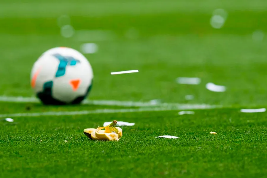 Dünya çempionatında irqçilik halları dərhal cəzalandırıla bilər!