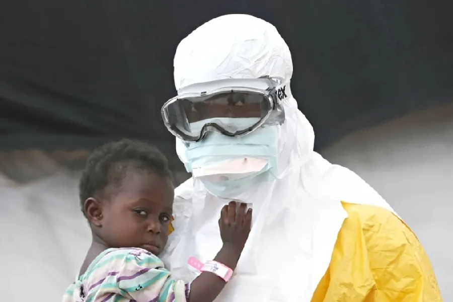 Afrikada Ebola epidemiyası: 63 ölü, 400-ə yaxın yoluxma