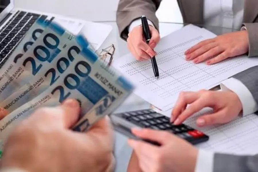 Beynəlxalq reytinq agentliyi Azərbaycanın dövlət borcunu açıqladı 