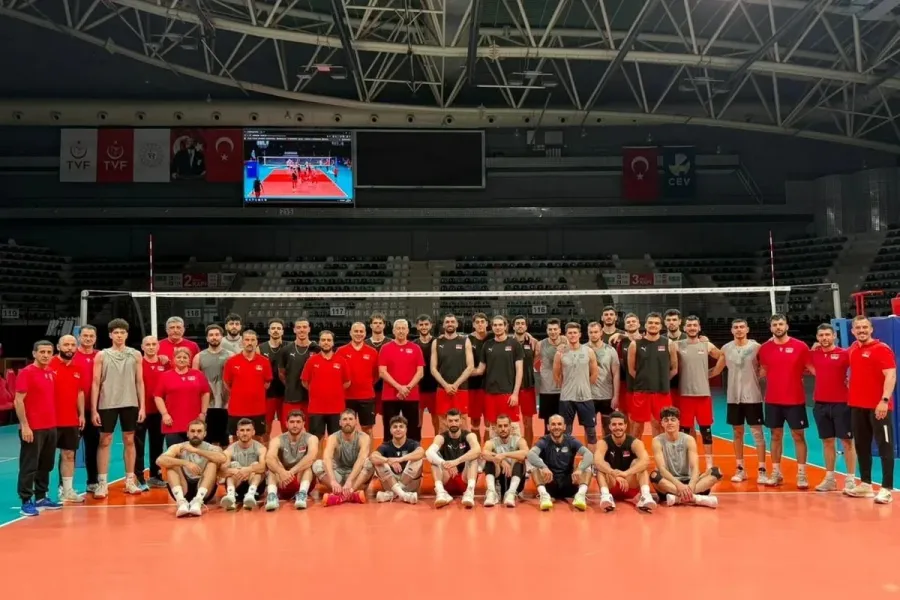 Voleybolçularımız Yunanıstanla qarşılaşacaq