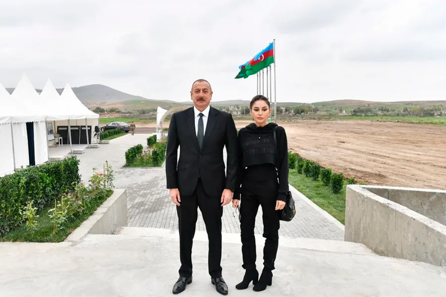 Milli Məclis Prezident və Birinci vitse-prezidenti təbrik etdi