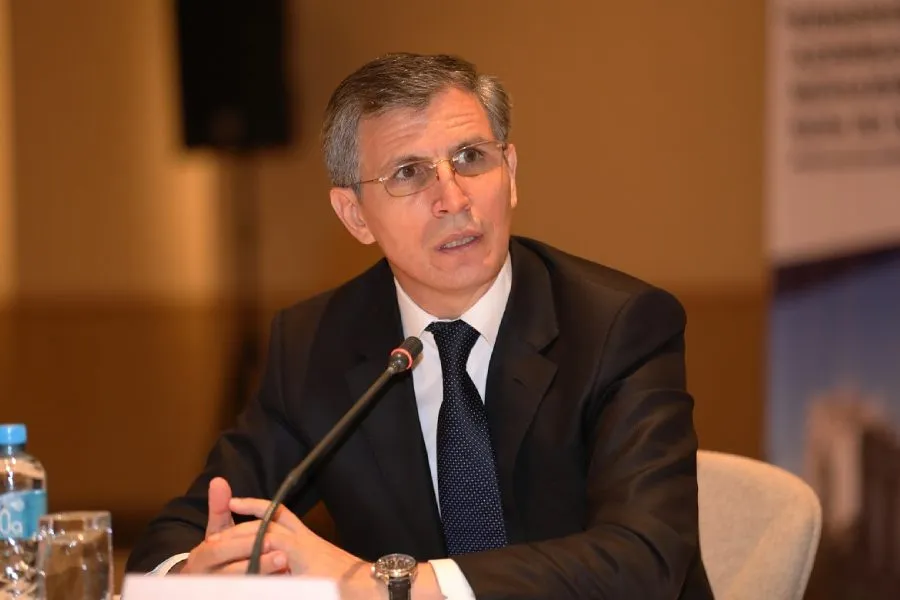Zahid Oruc: ” Vətəndaş ona verilən evin və mülkiyyətin kupçasını alır”