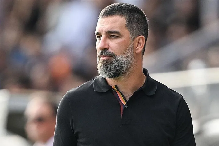 Arda Turan Ukraynada ilin məşqçisi seçildi