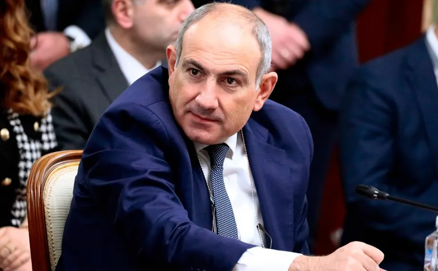 Kimlər Paşinyanın nişangahındadır? - Konstitusiya dəyişikliyi planı açıqlandı