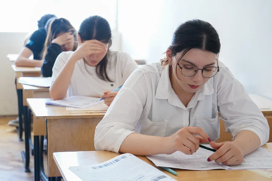 Qəbul imtahanında maksimum nəticə göstərən şagirdlərin adları açıqlandı