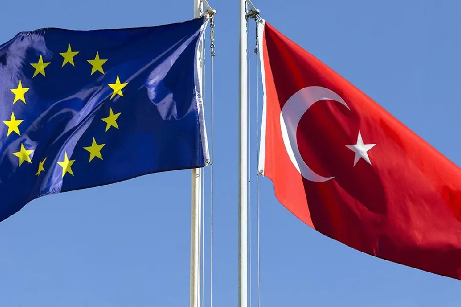 Aİ yunanıstana xəbərdarlıq etdi