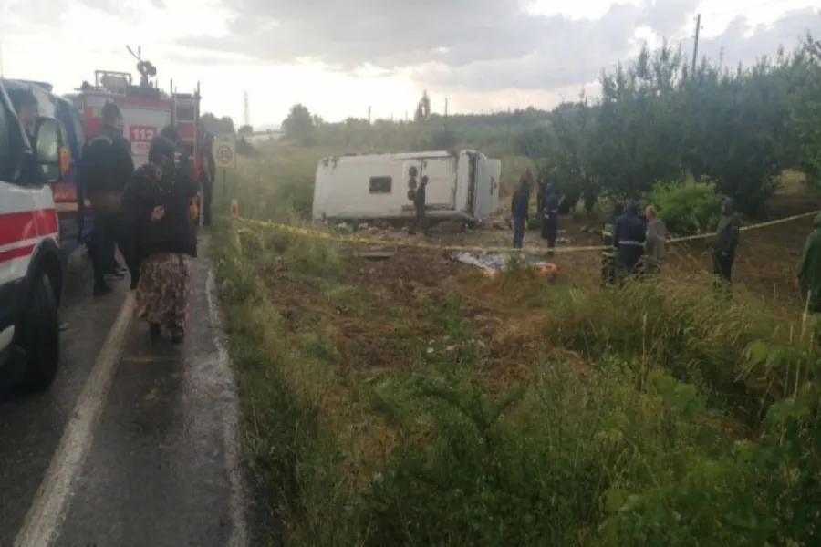 Türkiyədə avtobus qəzası: Ölən və yaralananlar var