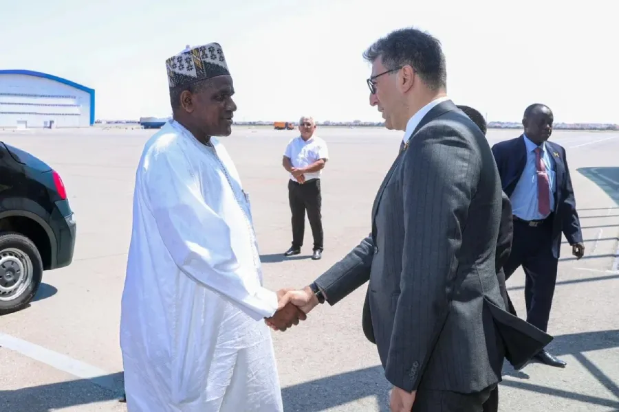 Niger Məsləhət Şurasının sədri Azərbaycana işgüzar səfərə gəldi