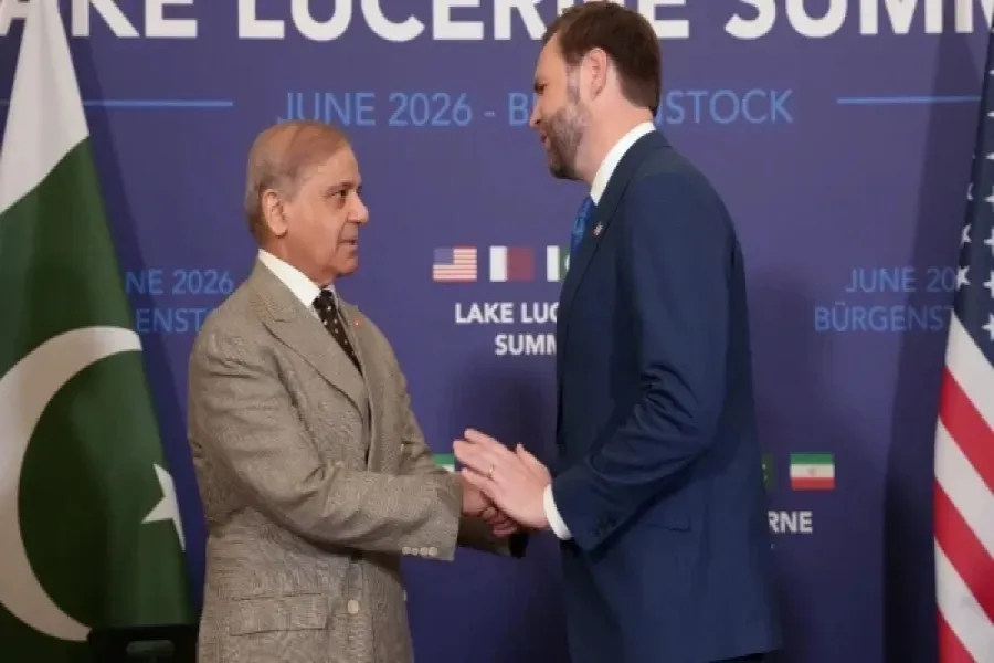 Pakistan Baş naziri və ordu komandanı Venslə görüşdü