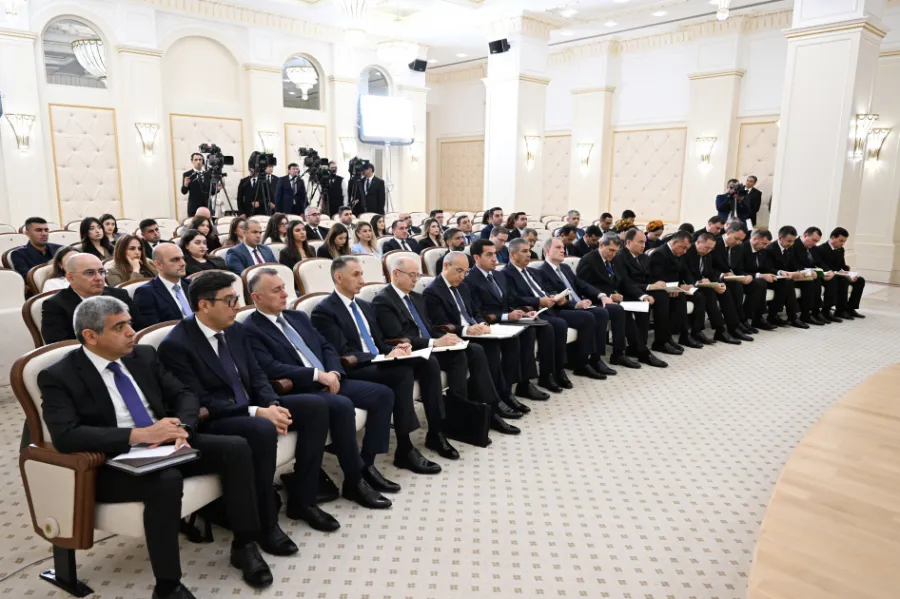 Azərbaycan və Türkmənistan prezidentləri mətbuata bəyanatlarla çıxış etdilər — 7