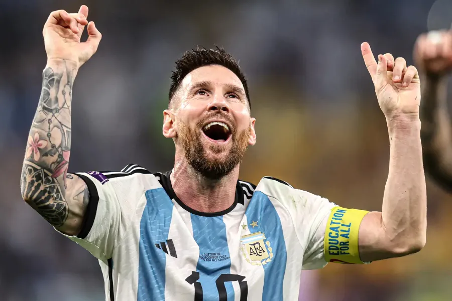 Messi Klozeni geridə qoydu, yeni dünya rekordu qırdı
