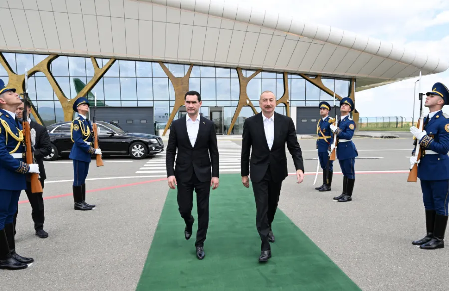 Azərbaycan rəsmi qonağı yola saldı — 2